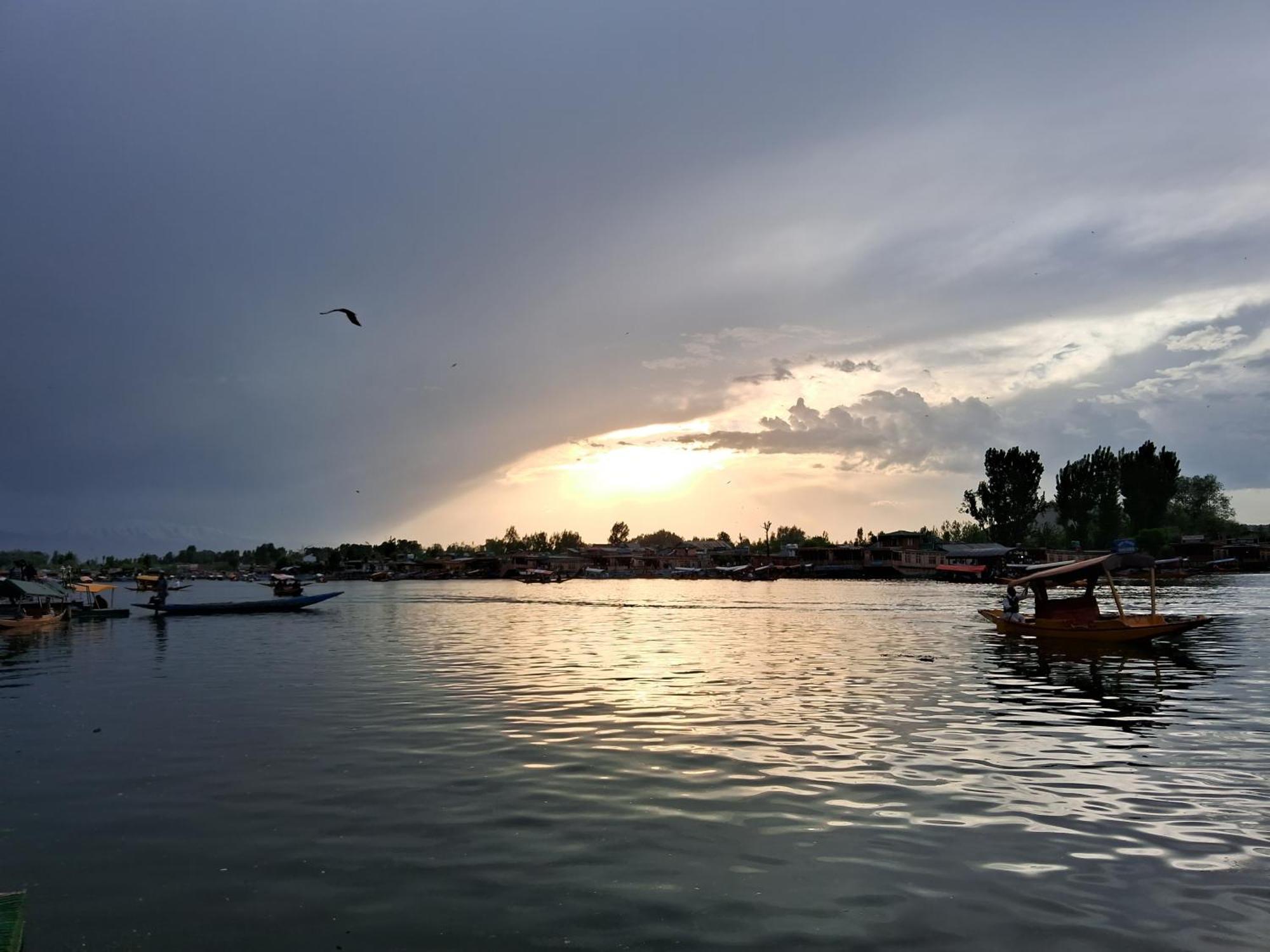 Goona Palace Houseboats Srinagar  Ngoại thất bức ảnh